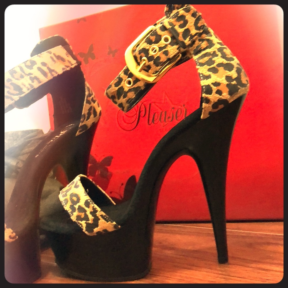 Pleaser Exotic Dancing Stilettos, leopard print
